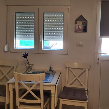 Studio Apartman Loreta Cres Εξωτερικό φωτογραφία