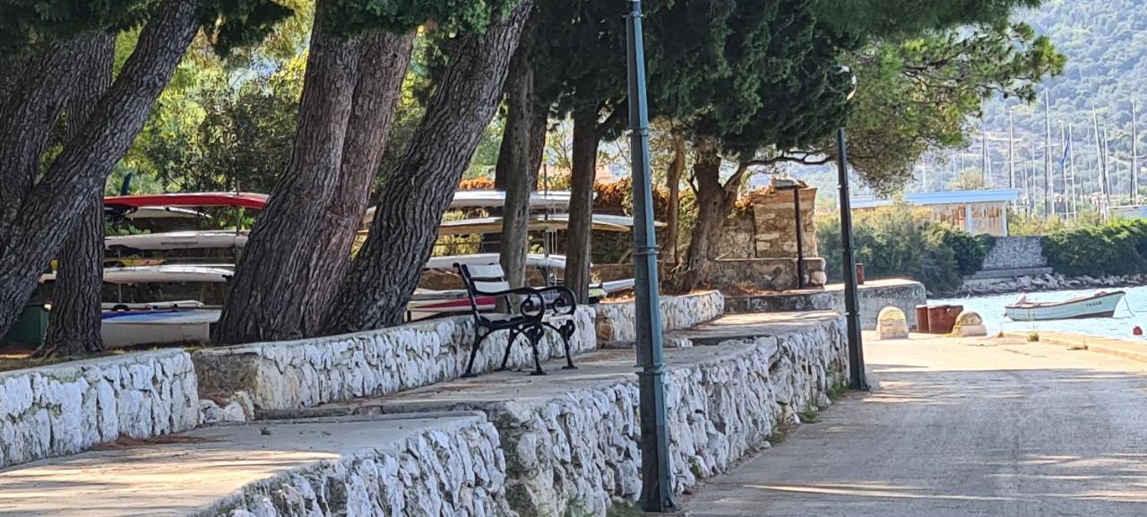 Studio Apartman Loreta Cres Εξωτερικό φωτογραφία