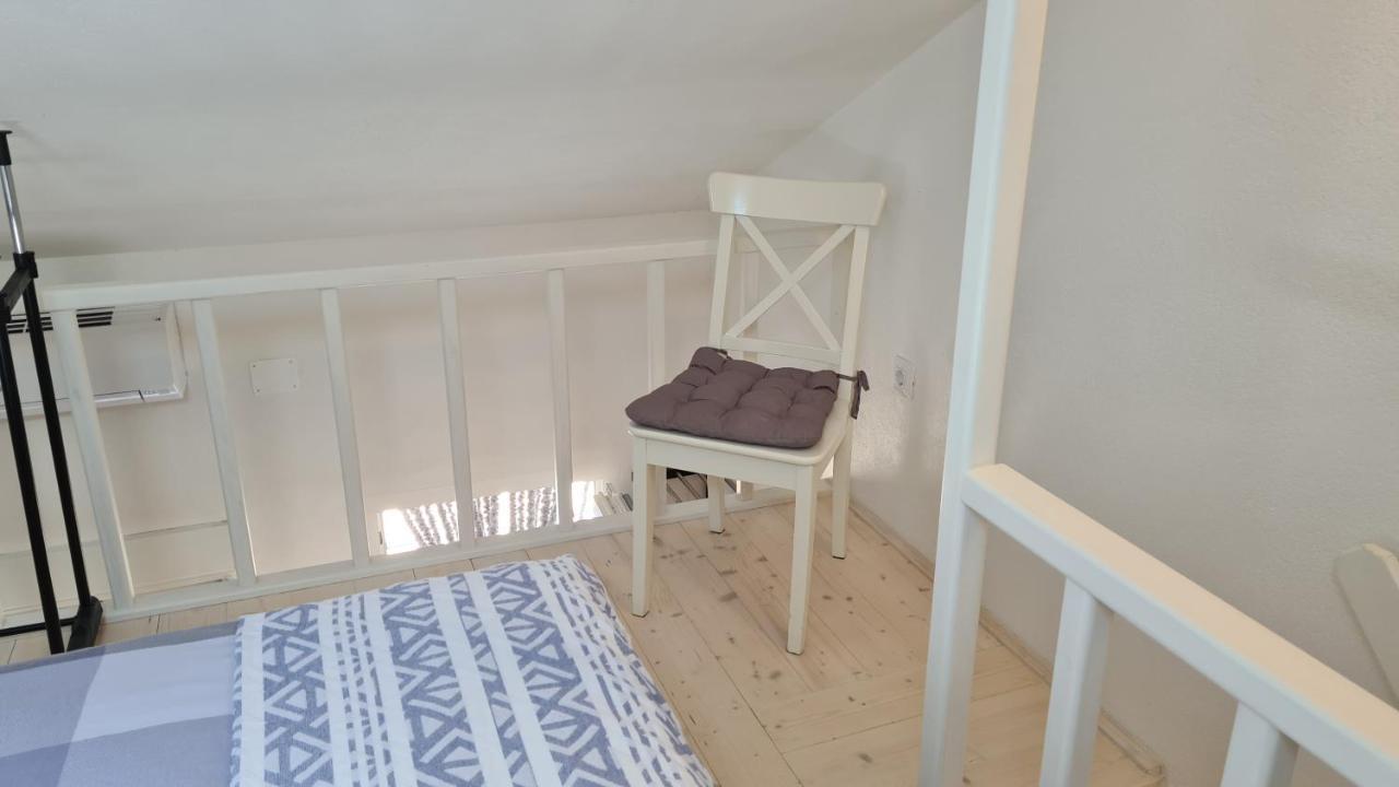 Studio Apartman Loreta Cres Εξωτερικό φωτογραφία