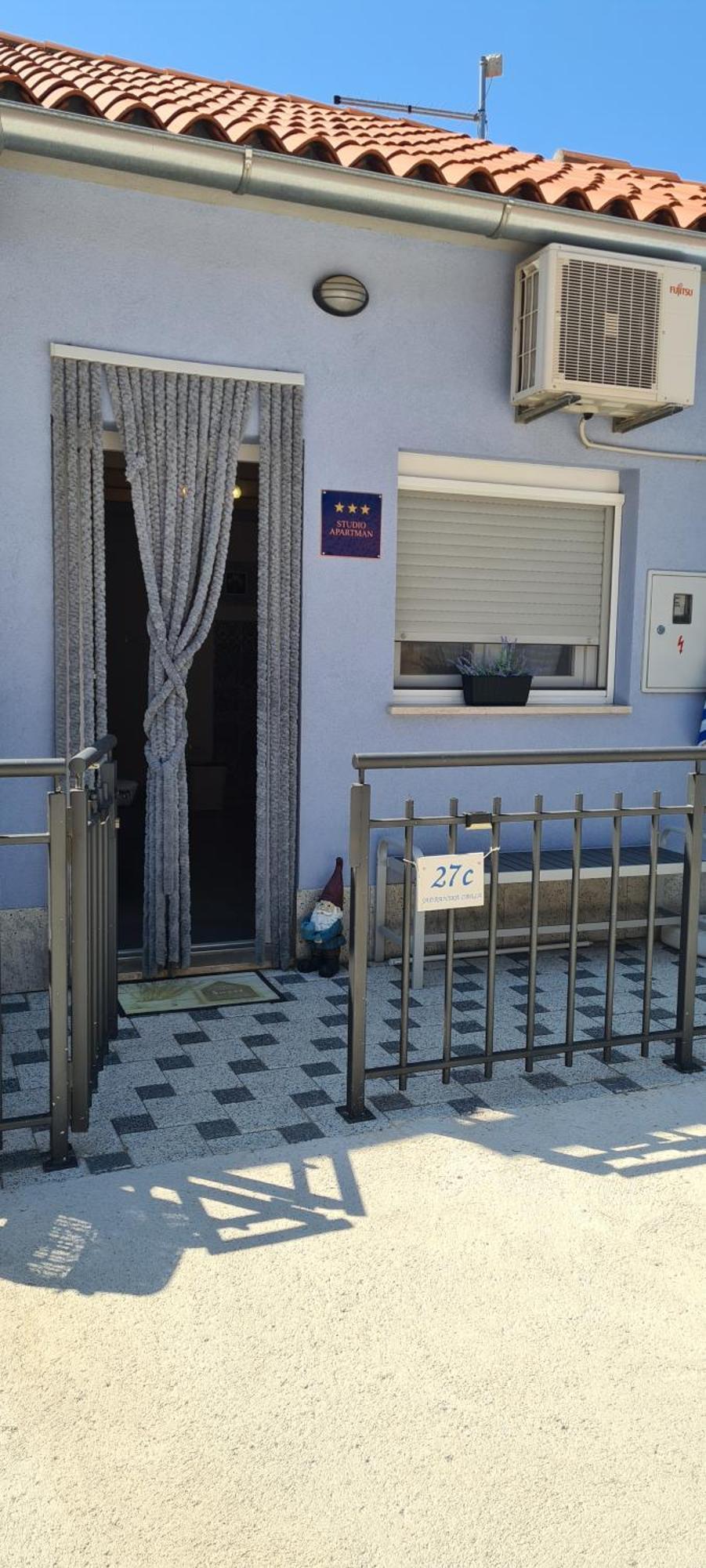 Studio Apartman Loreta Cres Εξωτερικό φωτογραφία
